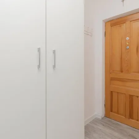 Apartment Studio Kopernika Dla 4 Gosci W Zielonej Lokalizacji Blisko Plazy By Renters
